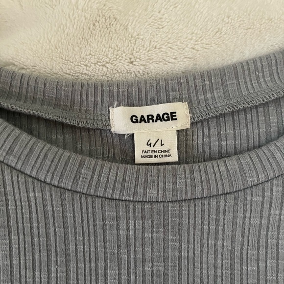 Garage Basic Tee - Picture 3 of 3